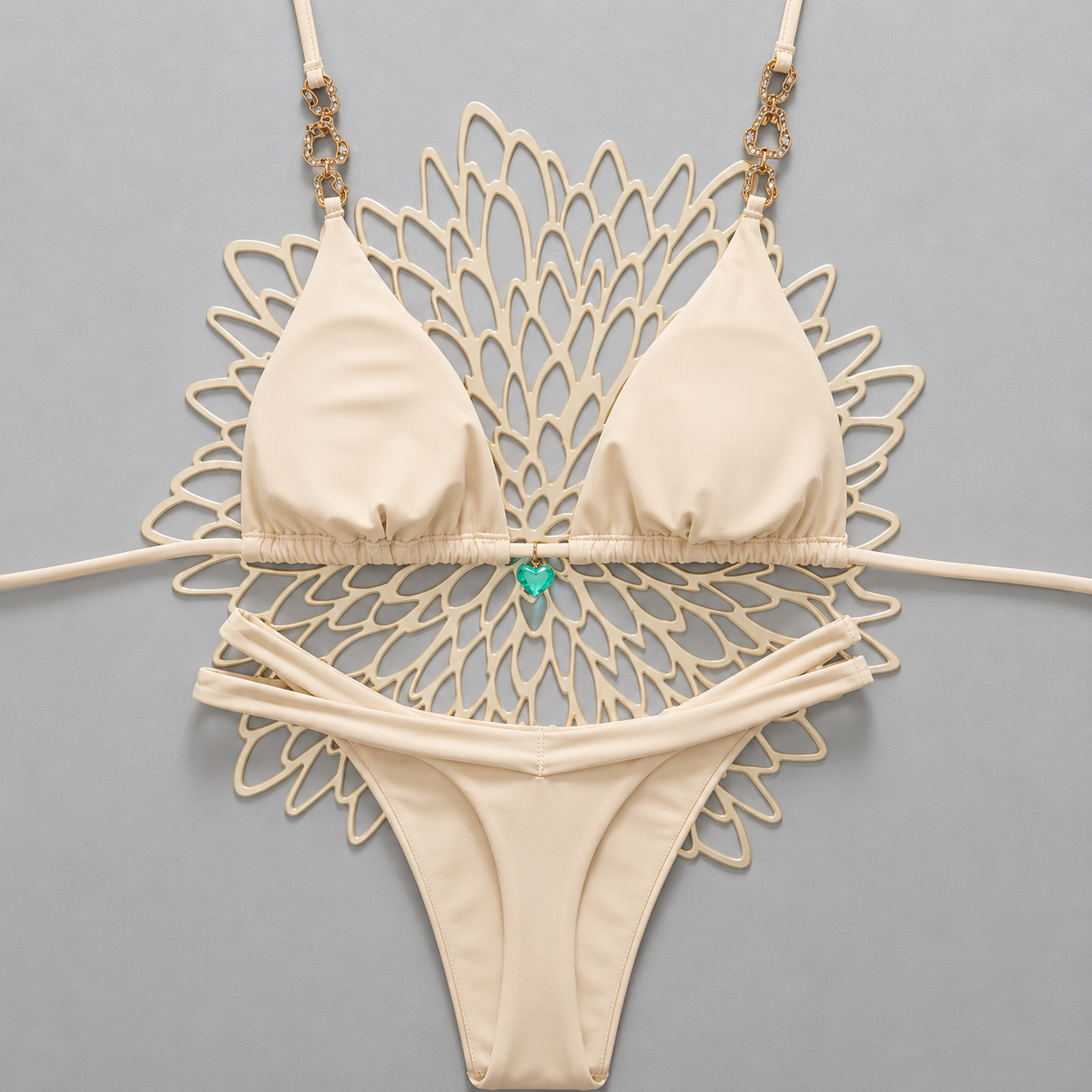 Micro Bikini AMANDA 2026, estilo brasileño sexy con Push-Up, cuello halter.
