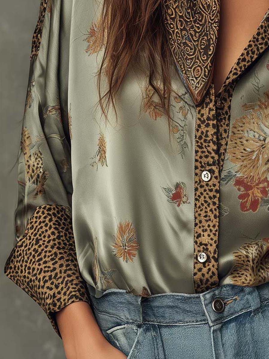 Camisa CARISMA de satén con estampado floral y botones, con ribete de leopardo.