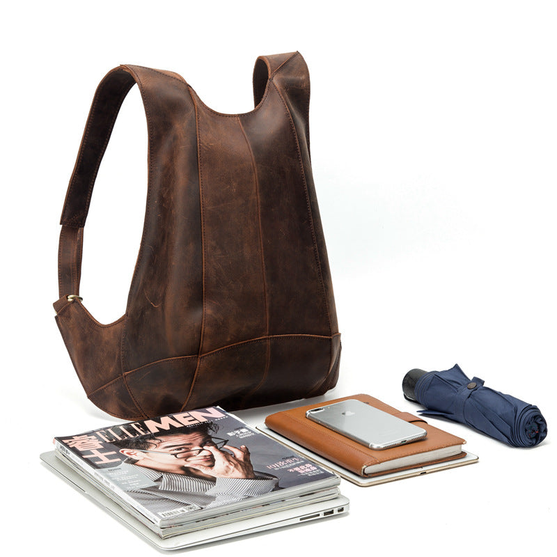 Mochila TAMY sencilla e informal de piel de vacuno.