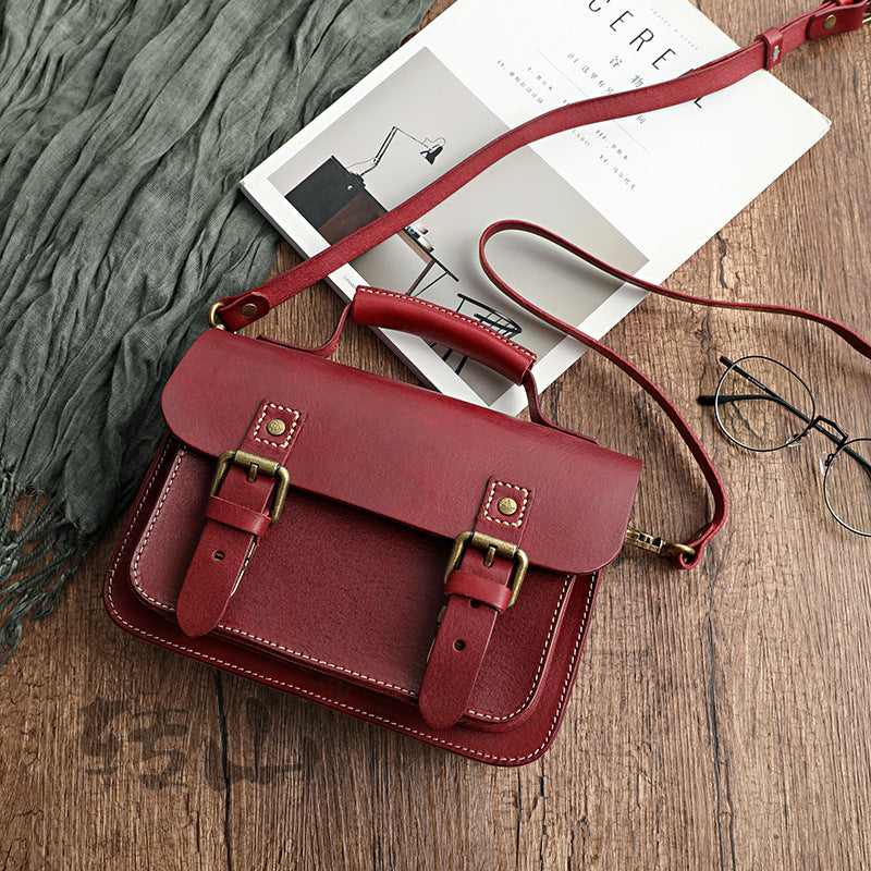 Bolso bandolera MILI Cambridge de cuero curtido vegetal hecho a mano