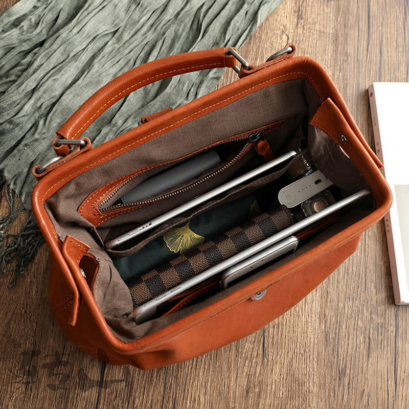 Bolsos de mano CARMEN de cuero curtido vegetal hechos a mano para mujer