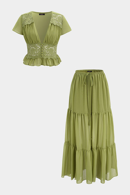 Conjunto RECA de top fruncido con escote en V y falda con lazo.