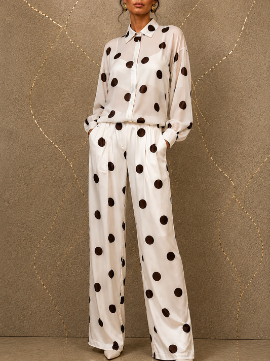 Conjunto TINA, de dos piezas, diseño lunares.