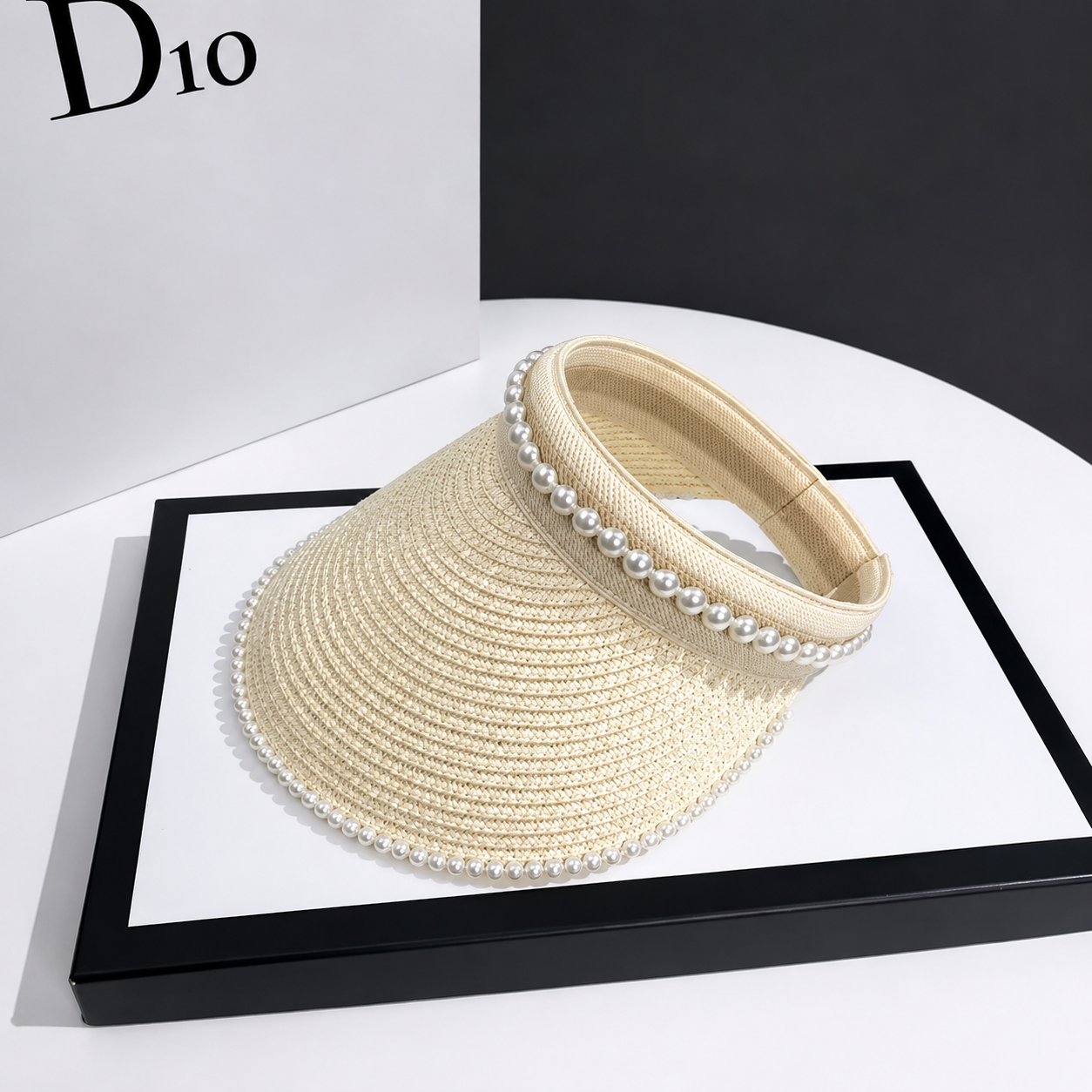 Sombrero de playa informal con visera de perlas