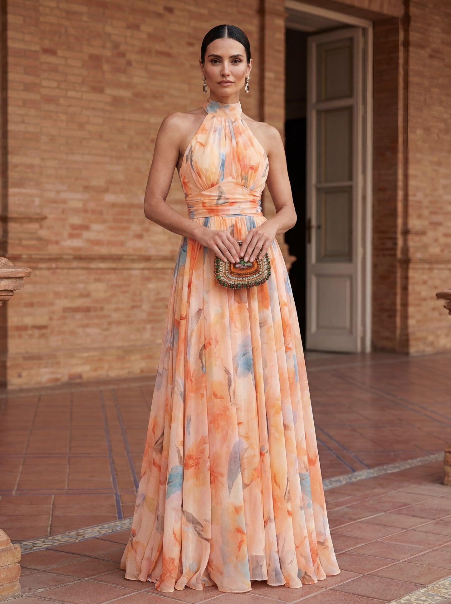 Vestido LIRIO de Cuello Halter con Estampado de Acuarela