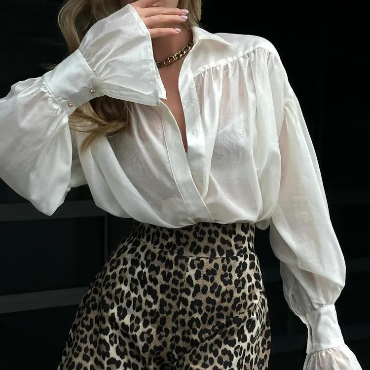 Camisa blusa BIANCA, con volantes, liviana, elegante, manga larga.