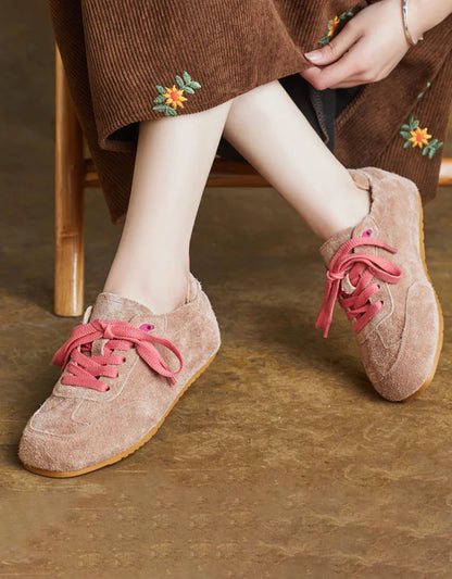 Zapatillas LARA todo andar con cordones, boodles de gamuza. Tendencia 2026
