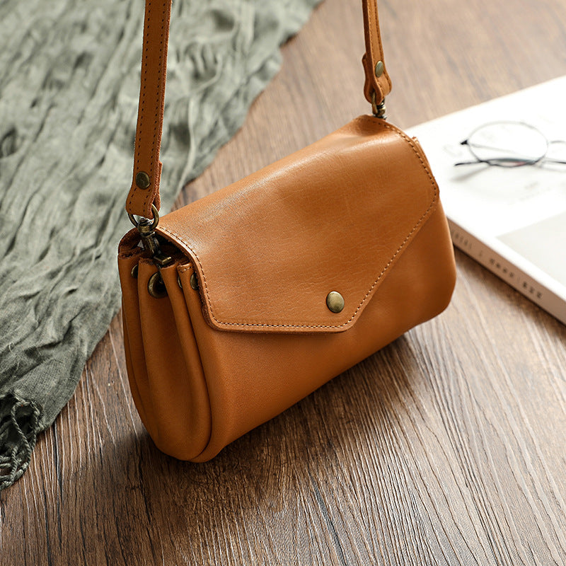 Bolso JAZ pequeño de piel curtida vegetal para mujer.