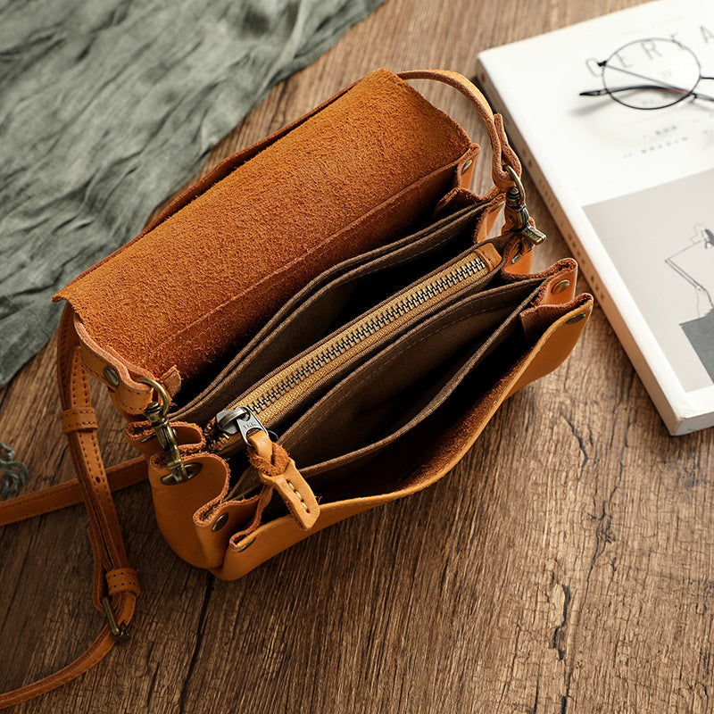 Bolso JAZ pequeño de piel curtida vegetal para mujer.