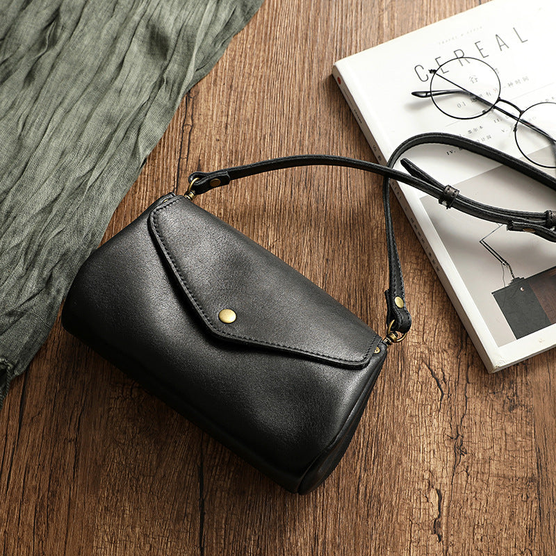 Bolso JAZ pequeño de piel curtida vegetal para mujer.