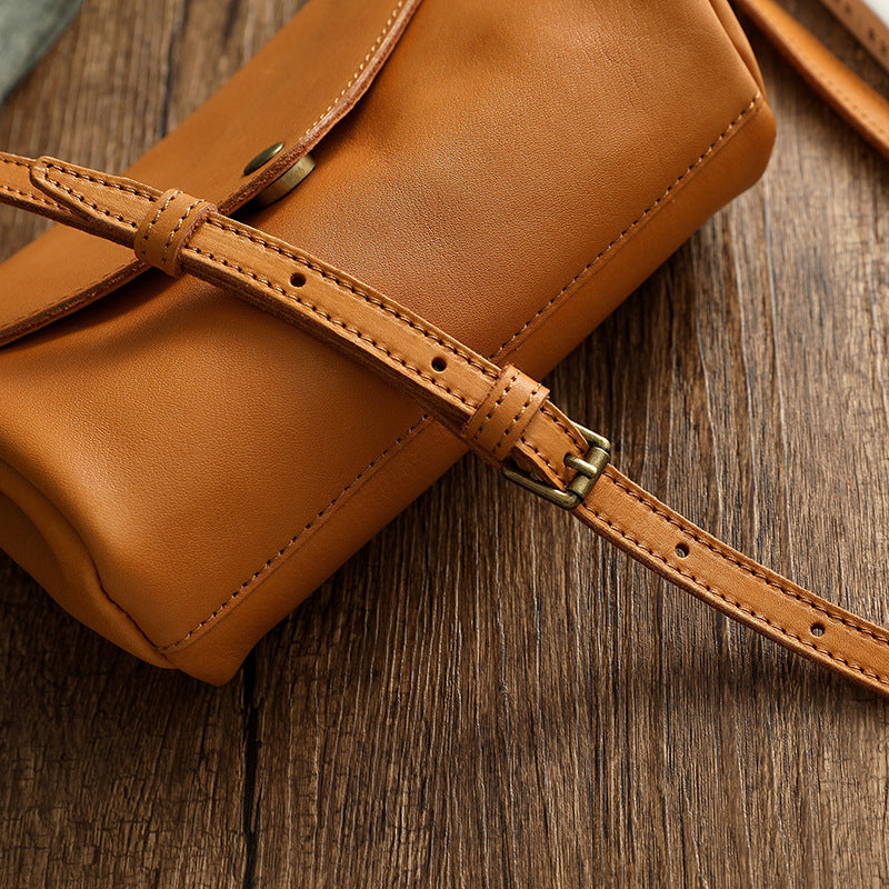Bolso JAZ pequeño de piel curtida vegetal para mujer.