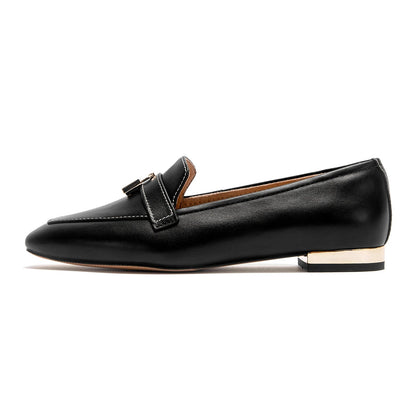 Mocasines KILA de cuero para mujer.