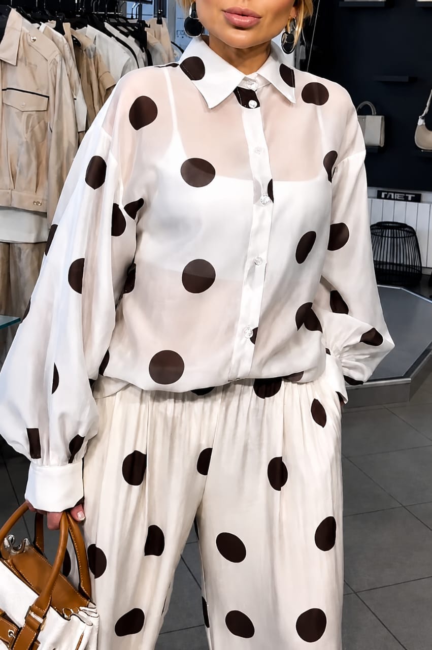 Conjunto TINA, de dos piezas, diseño lunares.