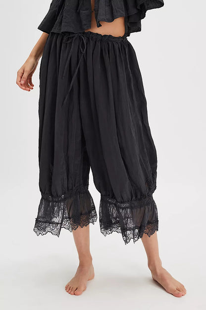 Pantalón bombacho DELFINA, tipo aladino. Tendencia 2026