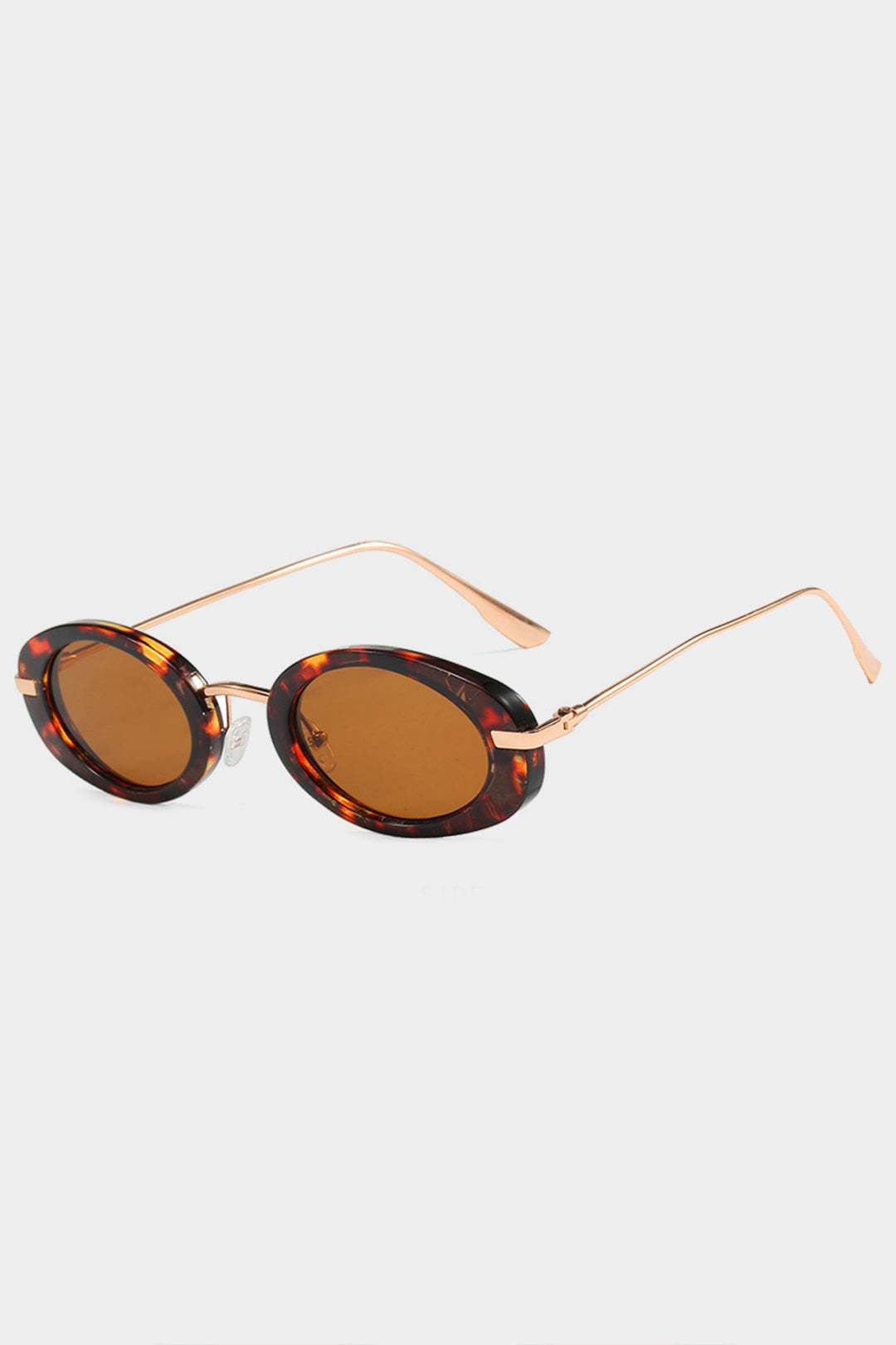Gafas de sol ovaladas de estilo retro