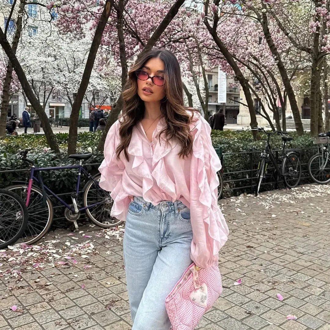 Camisa blusa FLORA, con volantes, tendencia 2026.