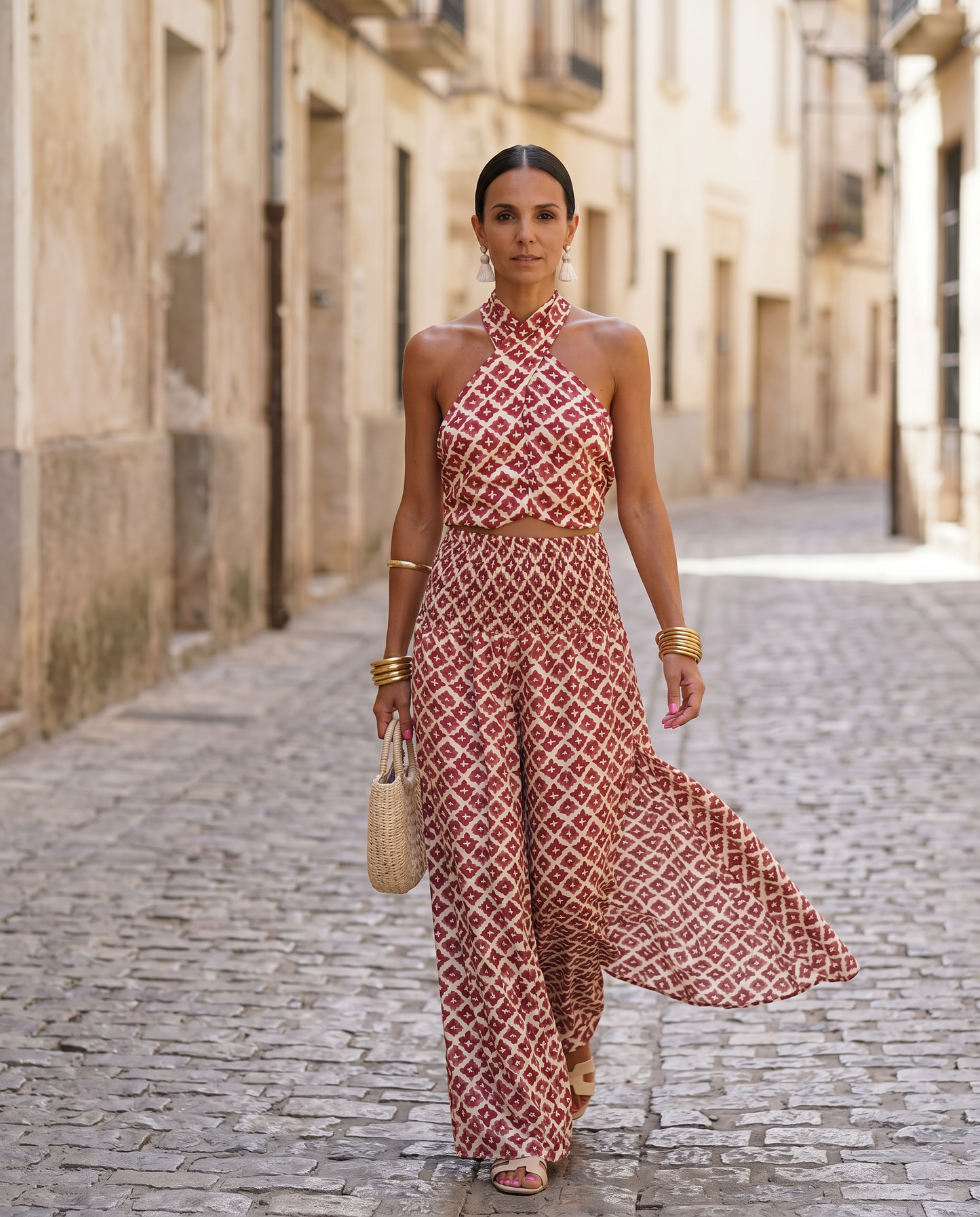 Conjunto NINO Elegante con Diseño de Hombros Descubiertos