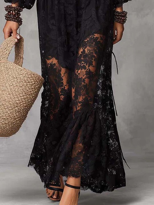 Vestido Franchesca largo negro de encaje con fruncido y hombros descubiertos