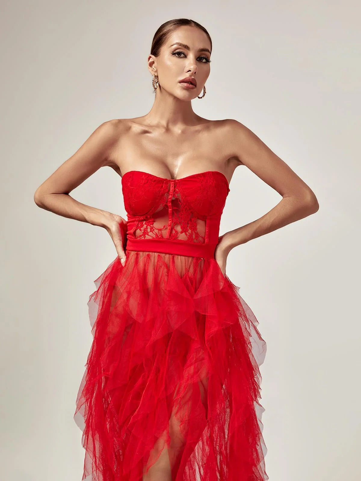 Vestido IRINA, largo de tul.