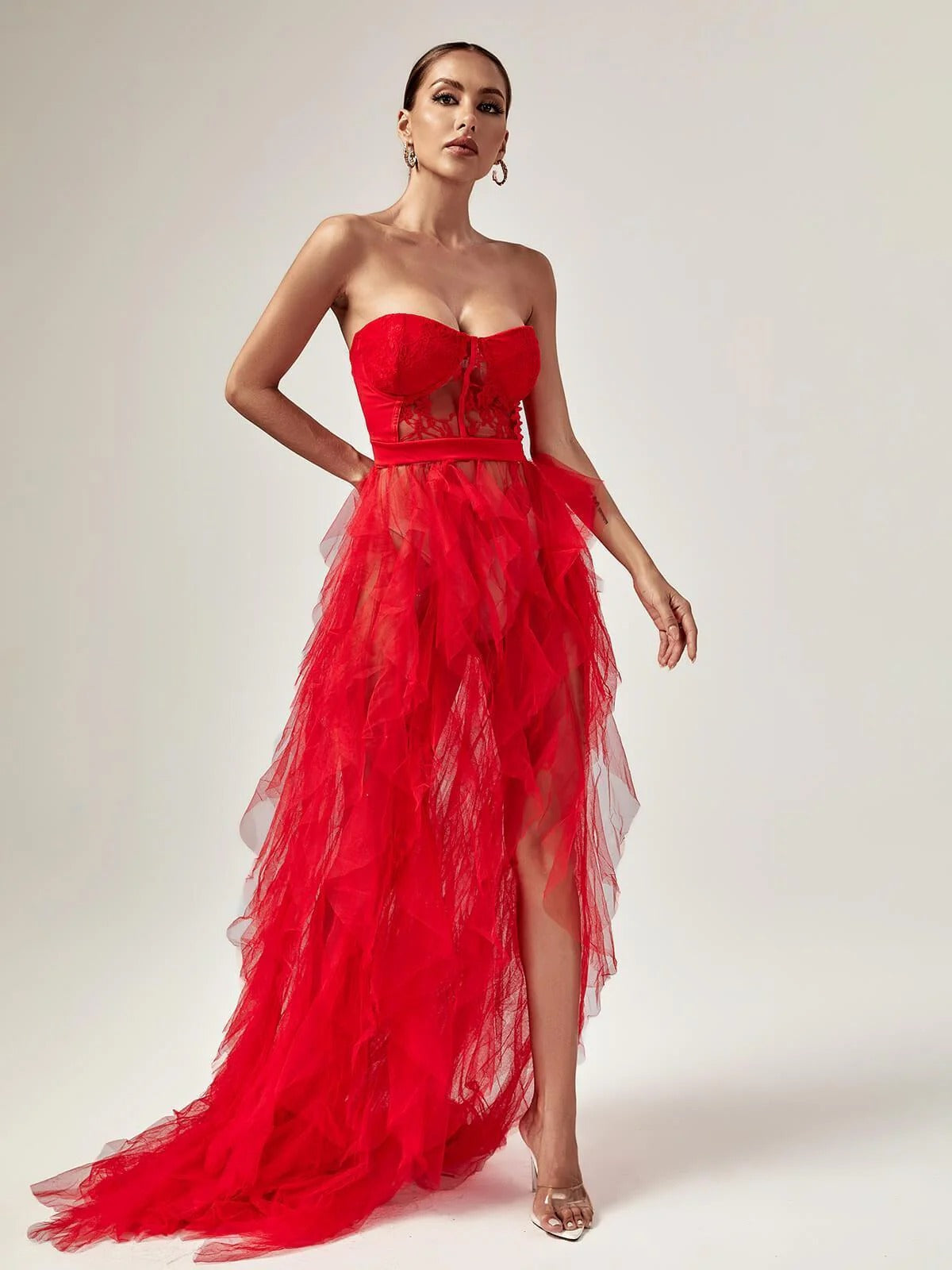 Vestido IRINA, largo de tul.