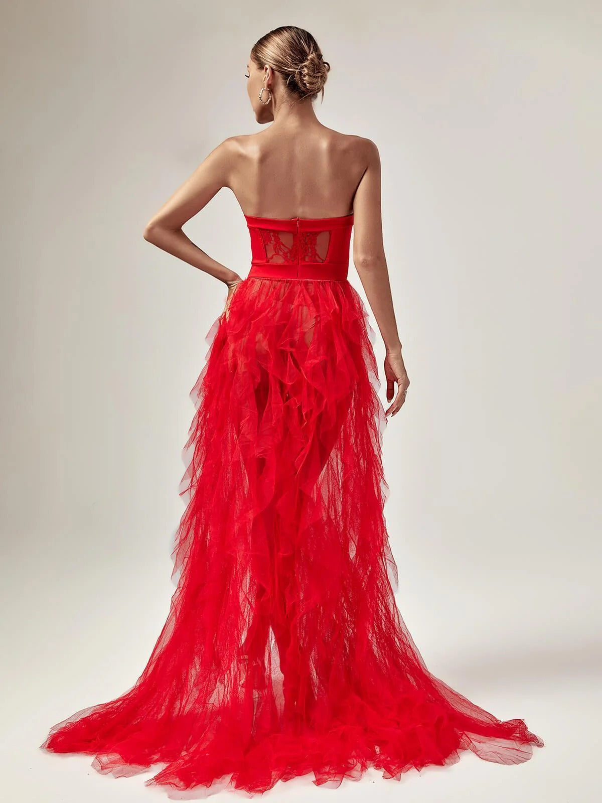 Vestido IRINA, largo de tul.