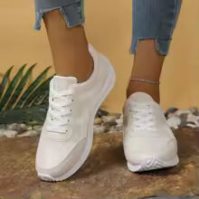 Zapatillas MARU, taco bajo, todo andar. Tendencia 2026