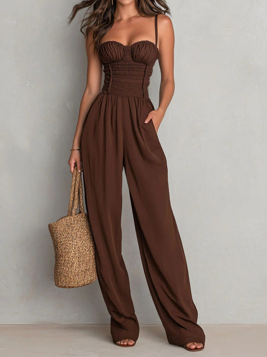 Mono Terranza bohemia, con top fruncido, pierna ancha y tirantes ajustables