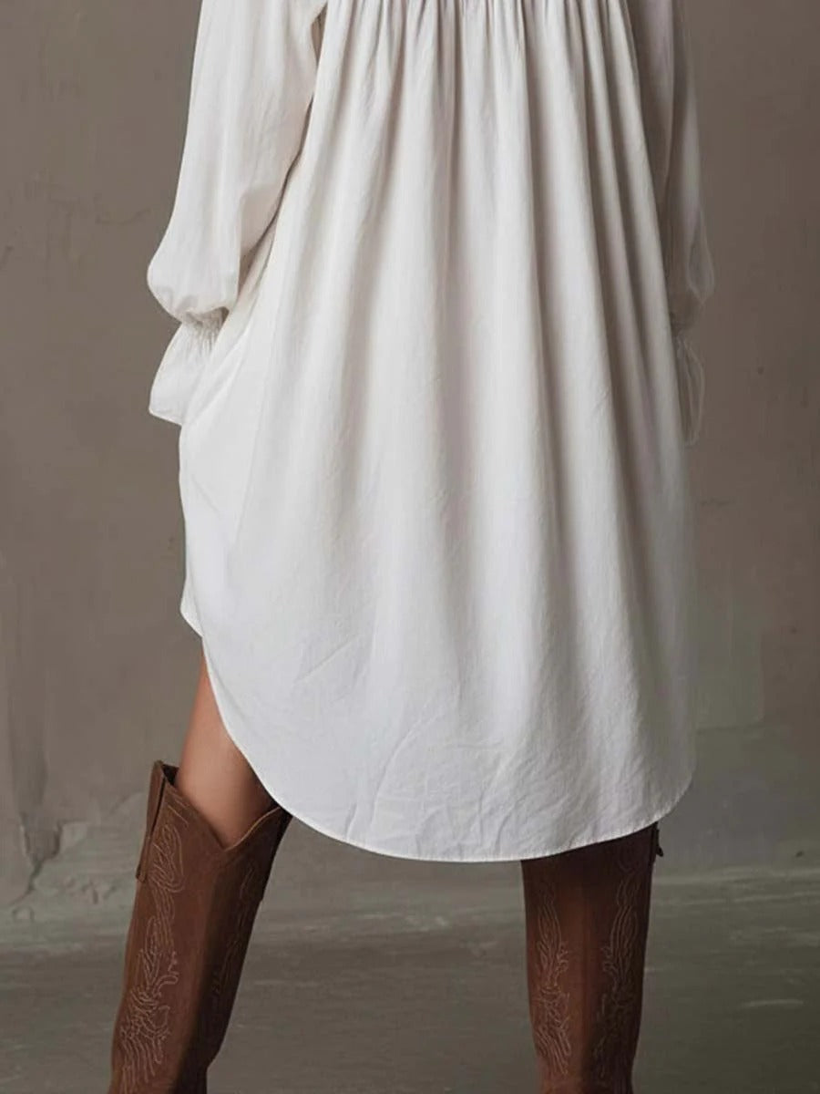 Minivestido MILAGROS de manga larga con encaje y bajo irregular de estilo retro