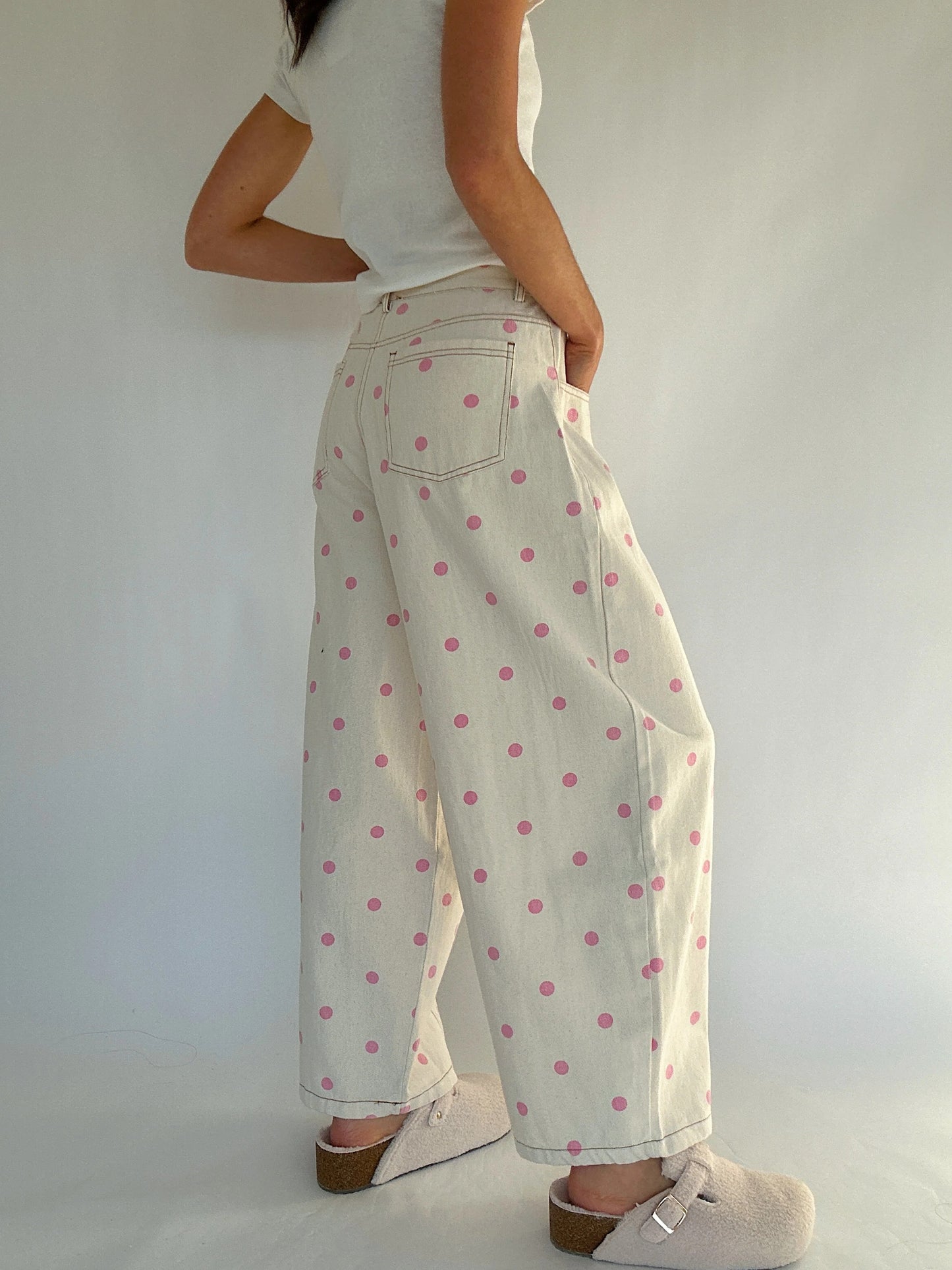 Pantalón PRINCESS, ancho, delicado, con lunares.