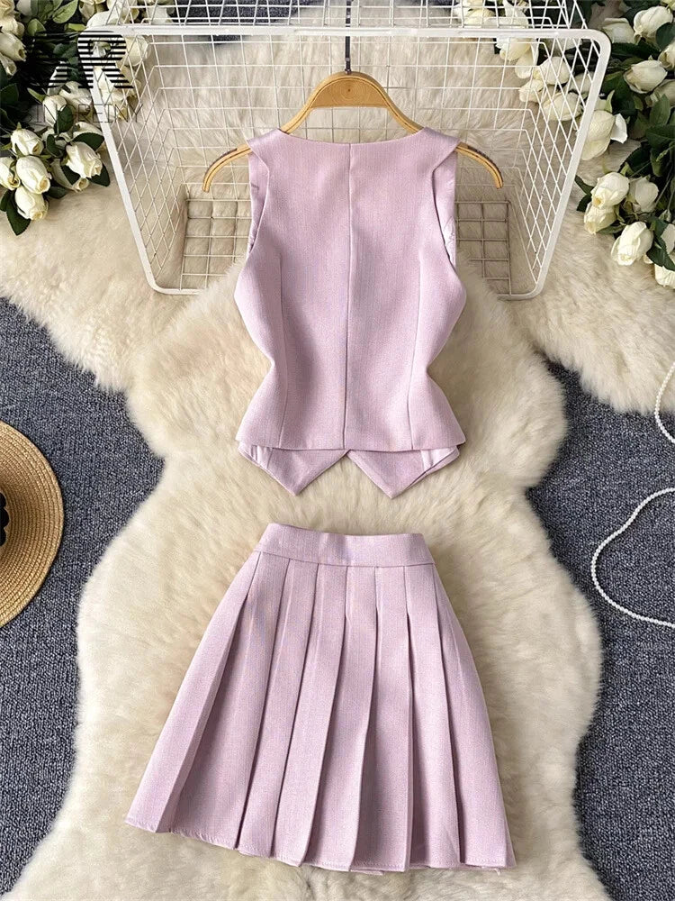Conjunto POLI de 2 piezas, chaleco y falda.