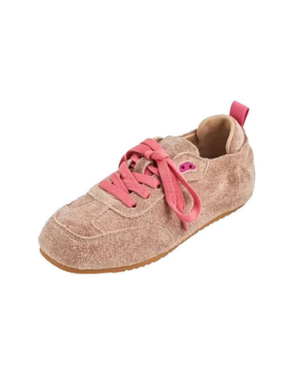 Zapatillas LARA todo andar con cordones, boodles de gamuza. Tendencia 2026
